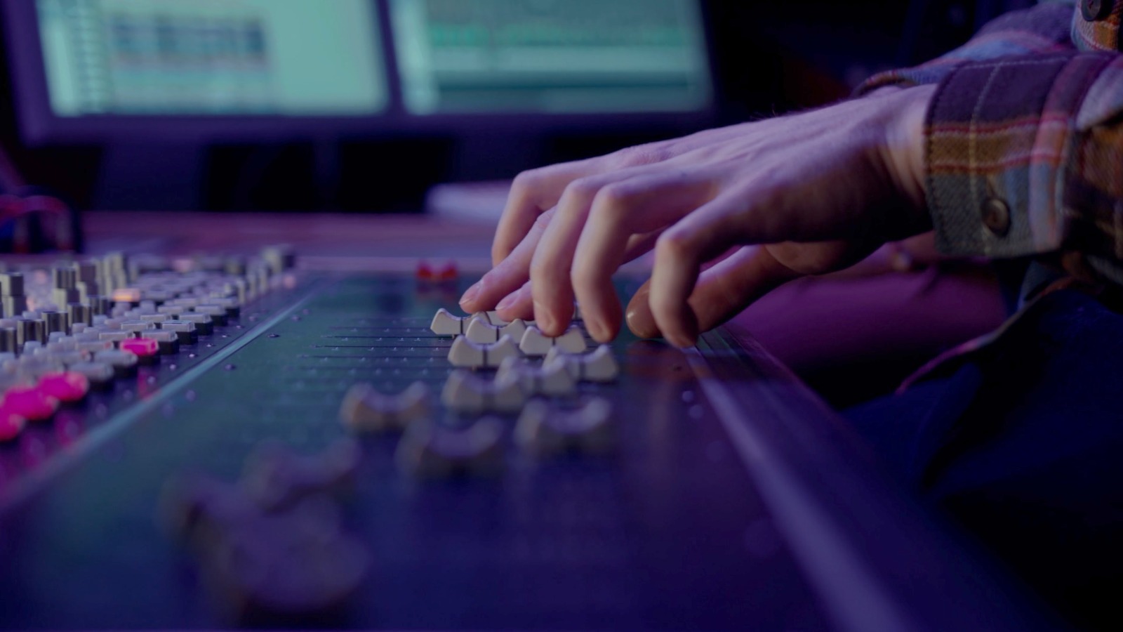 Live event podcasting from Flexy AV, podcasting equipment installation and set up.